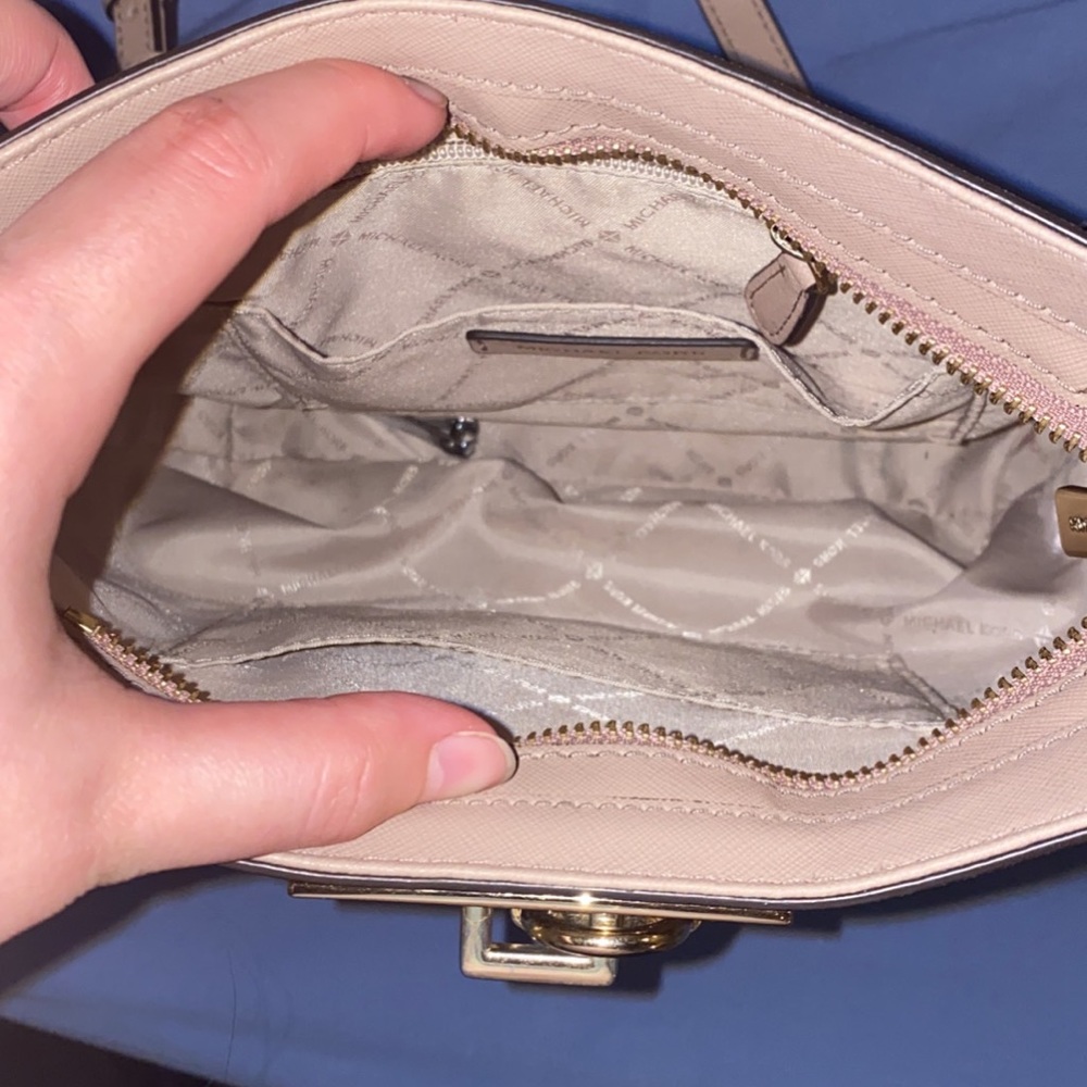 Mk purse light pink - Picture 2 of 2
